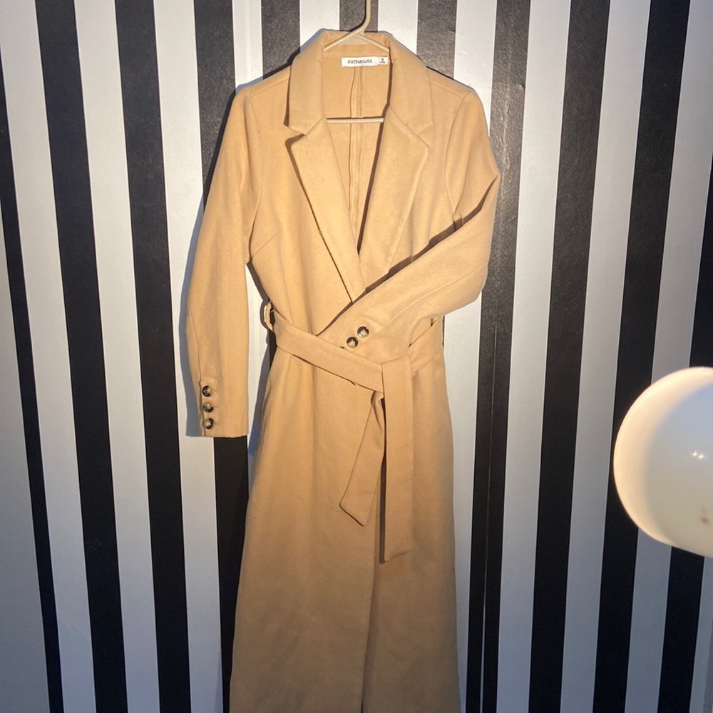 Justfabulous tan trench coat brand new never worn .